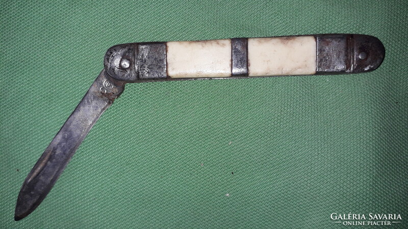Antik jelzett fém / csontnyeles stílusos bicska 14 cm a penge 6 cm a képek szerint