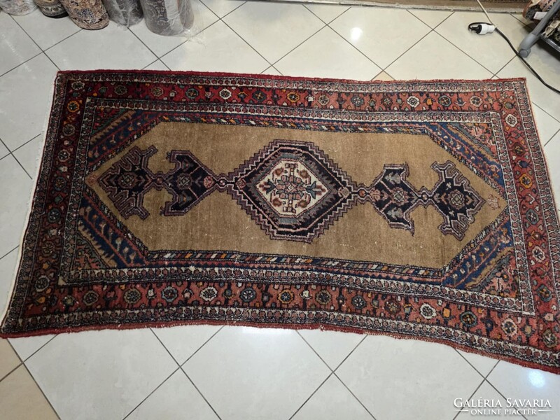 Half-round Iranian Hamadan 135x222 vintage hand-woven wool Persian rug FZ131