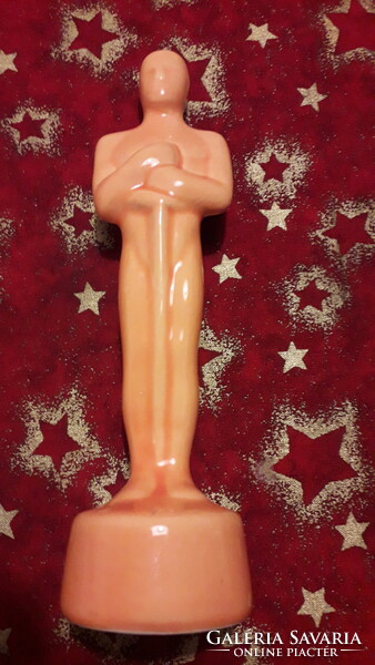 Porcelán narancsszín mázas "oszkárdíj" szobor 20x6 cm. hibátlan