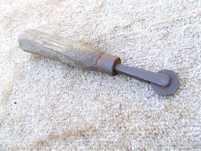 Régi kovácsolt eszköz szerszám