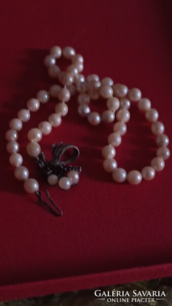 Akoya gyöngy nyakék