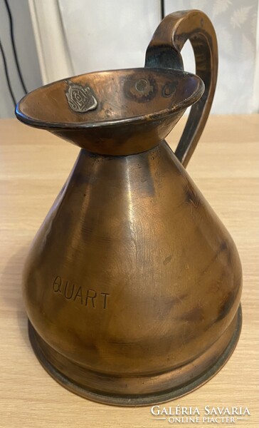 Anzik réz mérőkancsó