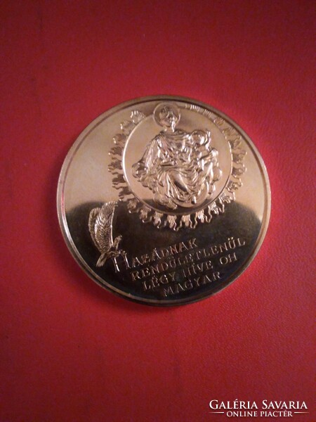 1989. Emlékérem 42 mm. Aranyozott tükörveret.