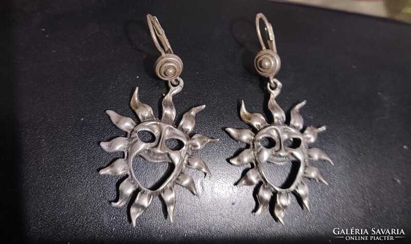 Régi ezüst fülbevaló