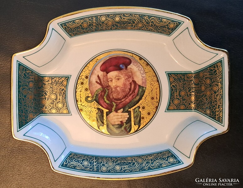 Hippocrates - Faragó Miklós ,Hollóházi porcelán,  hibátlan állapotban