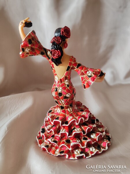 Spanyol flamenco táncosnő műgyanta figurális szobor