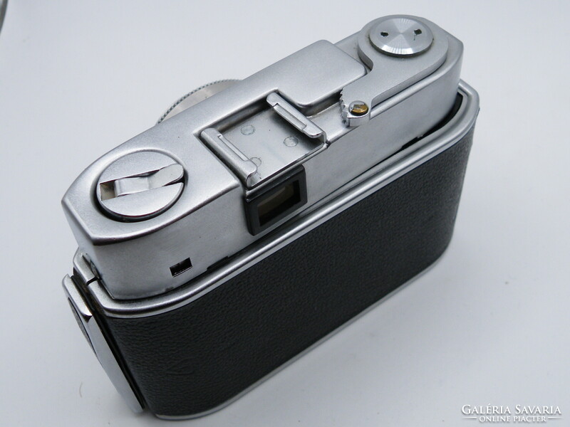 K671 Beier Beirette bőrtokos 35mm -es fényképezőgép