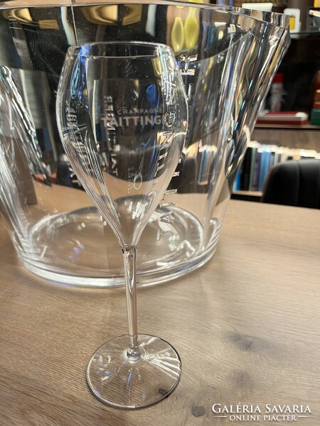 CHAMPAGNE CLUB - Taittinger XXL gyémánt formájú pezsgőhűtő 12 db Lounge Plastic Flute
