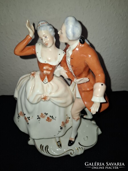 Gyönyörű  1920  Royal Dux barokk pár  ritka festésű   szép hibátlan porcelán 22 cm