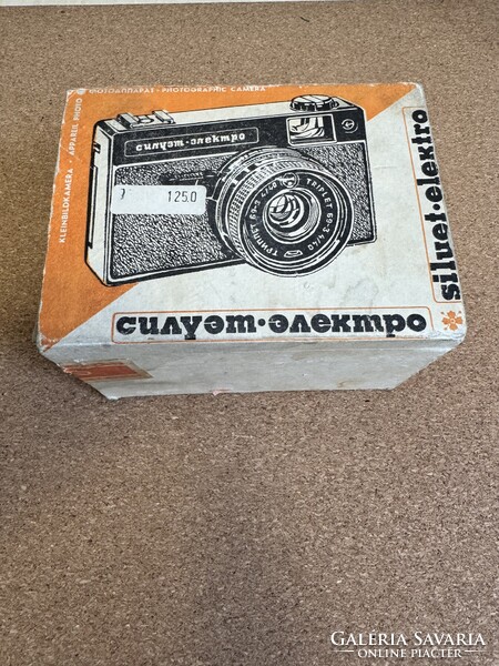 Eladó vintage Siluet-Elektro szovjet fényképezőgép komplett szettben