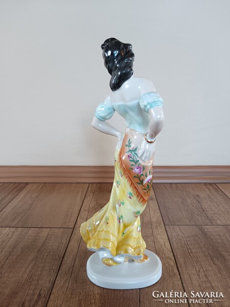 Jubileumi Herendi porcelán Carmen