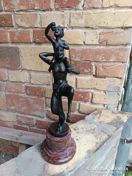 Bergman, Bécsi bronz szobor. Ördög, faun figurával