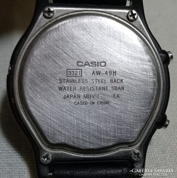ELADÓ ! 2 db CASIO Ana-Digi Retro karóra ! Díszdobozban ! Szép, Működő állapotukban !