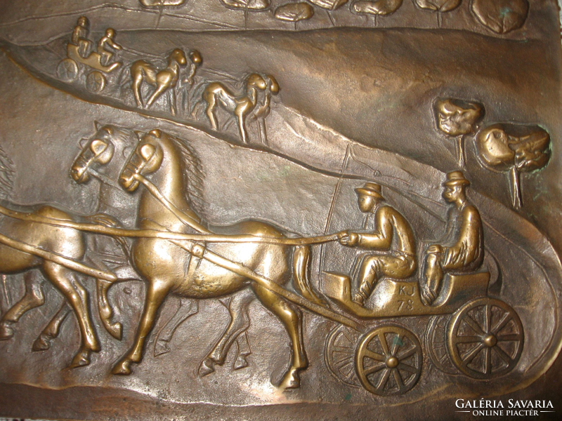 KAMPFL JÓZSEF / 1939 -2020 / : FOGATHAJTÓK BRONZ FALIKÉP 1978