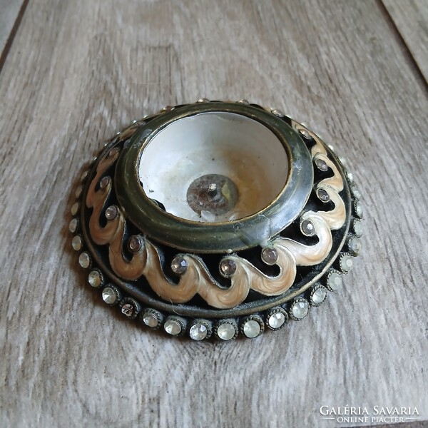 Régi zománcozott bronz mécsestartó (8,1x1,7 cm)