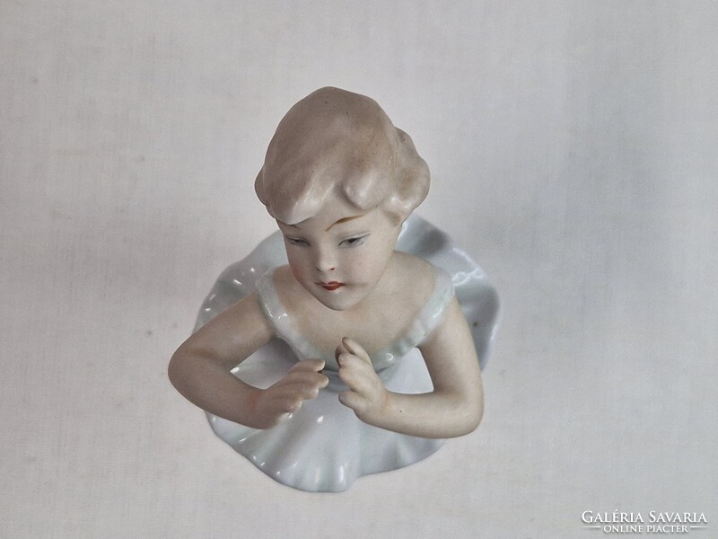 Ritka Wallendorf  gyönyörű festésű kis balerina porcelán figura hibátlan állapotban 15 cm magas