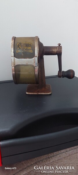 Retró 1920-as évek eredeti chicagói automata ceruzahegyező
