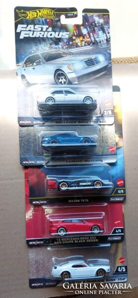Hot Wheels - 5 darab kis autó egyben