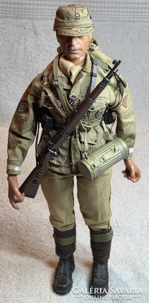 II. világháborús német Afrika Korps figura