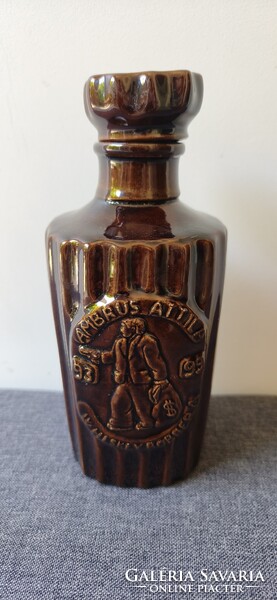 Ambrus Attila kerámia whiskey kiöntő a szabadulása évéből 2012-ből!