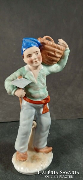 Német porcelán kosaras fiú 242