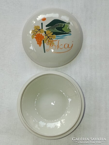 Retro kőbányai porcelán ÉKSZERTARTÓ Tokaj felirattal