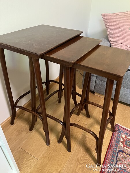 Thonet szervíz asztal