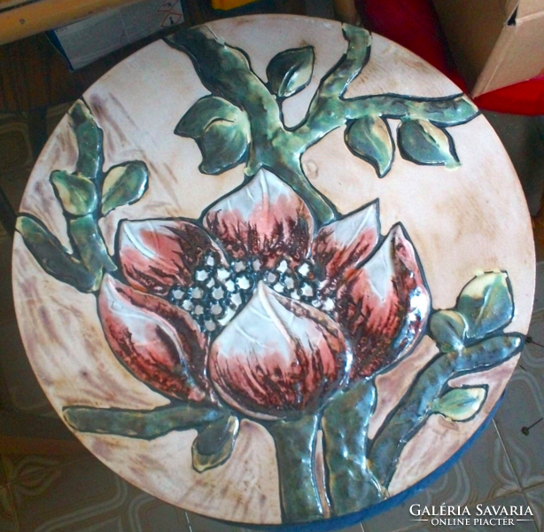 Óriási majolika falitányér 36,5 cm, szépséges