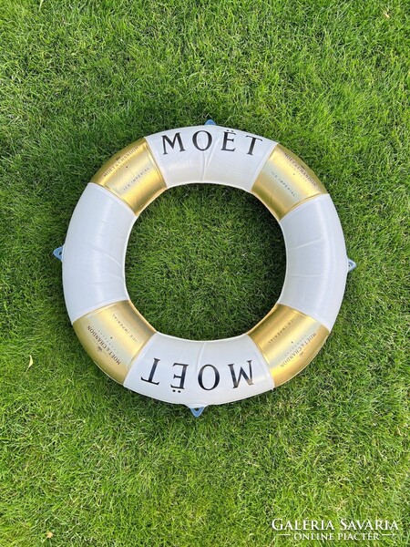 CHAMPAGNE CLUB - Moët & Chandon ICE IMPÉRIAL felfújható úszógyűrű – medence- és yacht kiegészítő