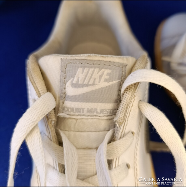 Vietnámba készült Nike Court Majestic bőr ( klasszikus, teniszcipő inspirálta utcai modell) 40 méret