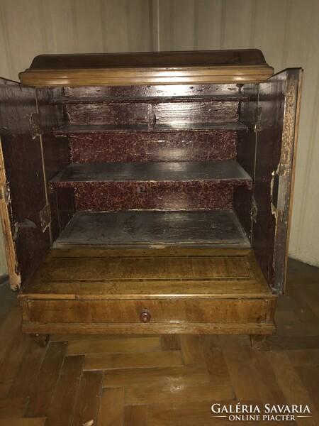 Antik  szobai térdeplő , imazsámoly  szekrényes 1800-as évek  eredeti állapotú!