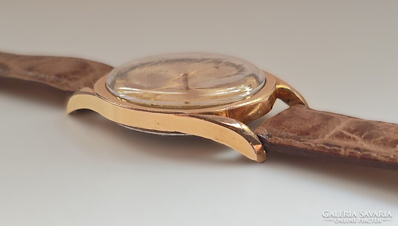 Enicar Ultrasonic 17 Jewels Incabloc dátumos vintage svájci karóra