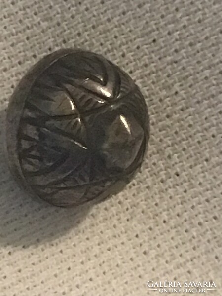 Antik, 800-as ezüst pityke gomb szett – Kézzel díszített ritkaság (1 cm)