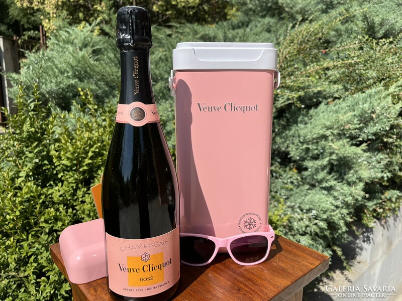 CHAMPAGNE CLUB - Veuve Clicquot Rosé Metal Cooler szett party napszemüveggel és Rosé pezsgővel
