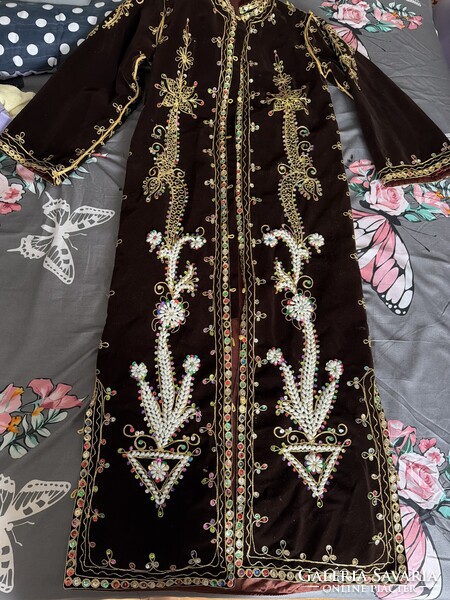 Beautiful Eastern kaftan burgundy velvet embroidered beaded lined was never worn.