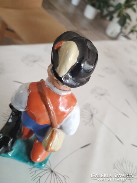 Szécsi Jolán kerámia figura cca16 cm