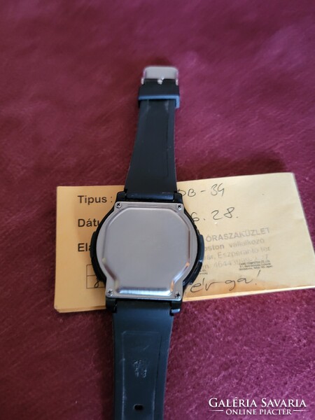 Retro Casio Databank óra