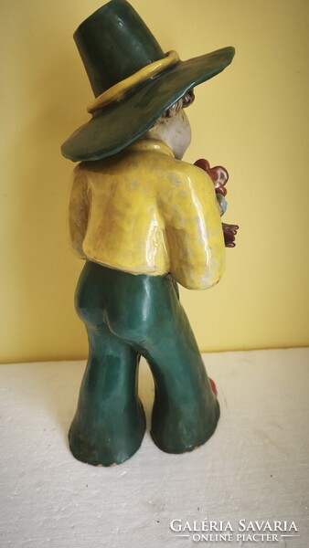 Rahmer Mária (Art Deco) – Nagy méretű kerámia figura virággal (45 cm) | Jelzett, hibátlan