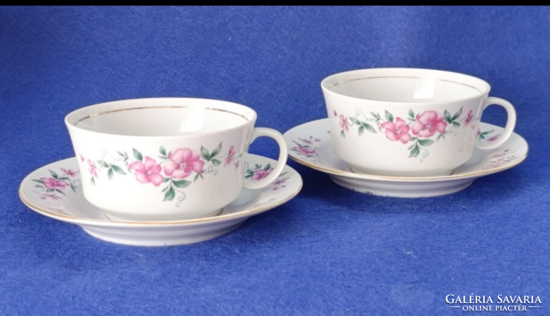 2 db Alföldi virágos porcelán teáscsésze alátéttel  1980 évek