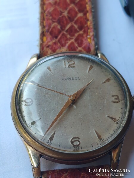 Consul svájci karóra az 1950-s évekből.