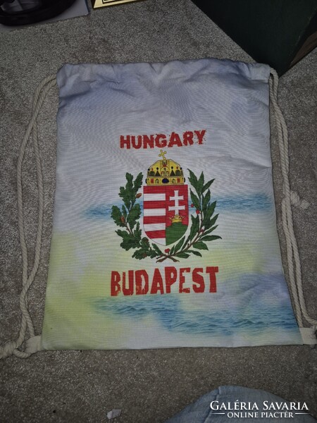 Hátitáskák