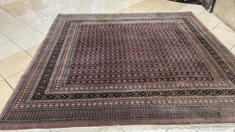 4137 KIÁRUSÍTÁS Pakisztáni Bokhara kézi gyapjú perzsa Szőnyeg 250X240CM