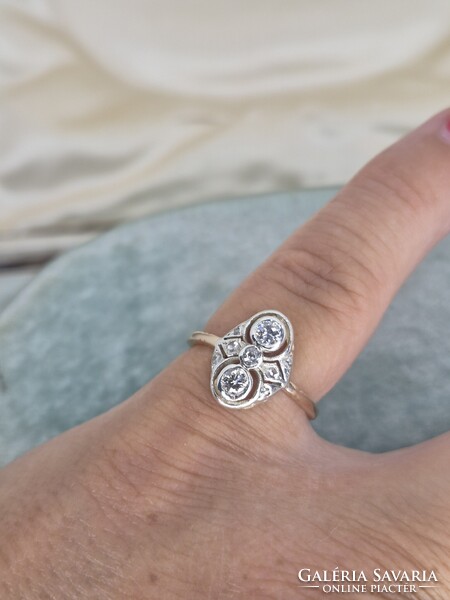 Art deco antik arany gyűrű brillekkel cca 0.22 ct