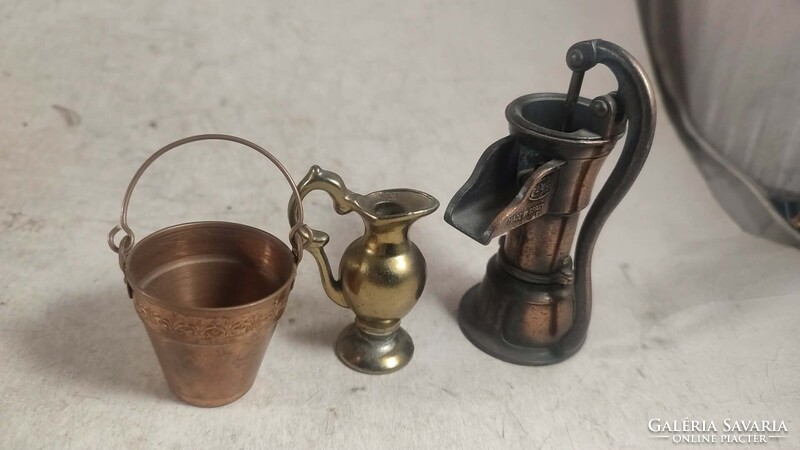 Bronz, réz kút és edények 706
