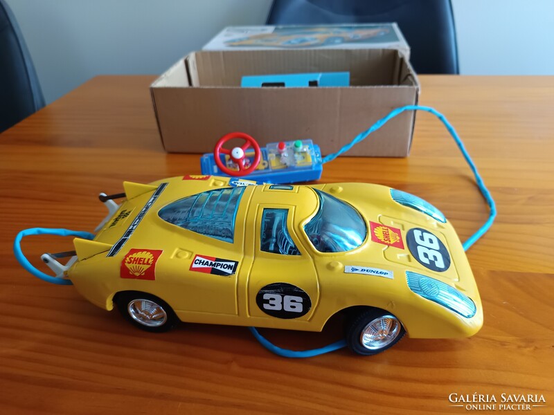 Ritka Vintage Bandai Porsche 917 távirányítós autó – Eredeti dobozában, Működőképes
