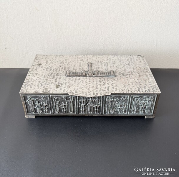 Pap Zoltán ötvösművész: Monumentális protokoll díszdoboz (27,5 x 16,5 x 6,5 cm) - MOME igazolással