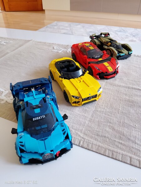 Eladó 4db Lego Speed Champion kisautó