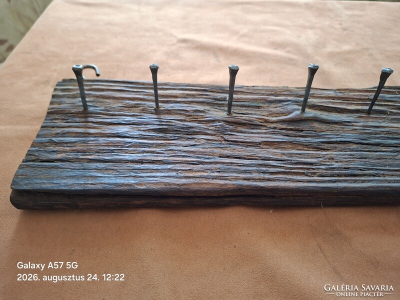 Kulcs gyűjtemény eladó ! Pince , kastély kulcsok ! 28 db !  18 cm től - 12 cm ig !