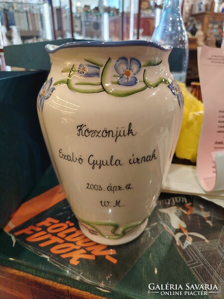 Egyedi váza licitre