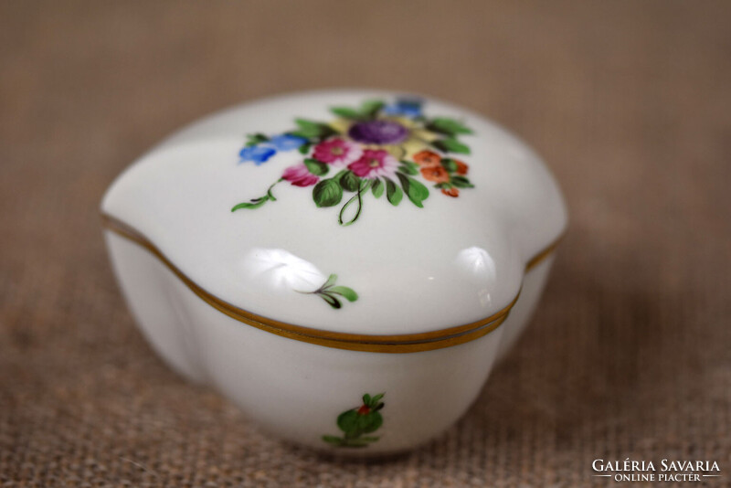 Herend szív alakú porcelán doboz Magyarország 1960-as évek